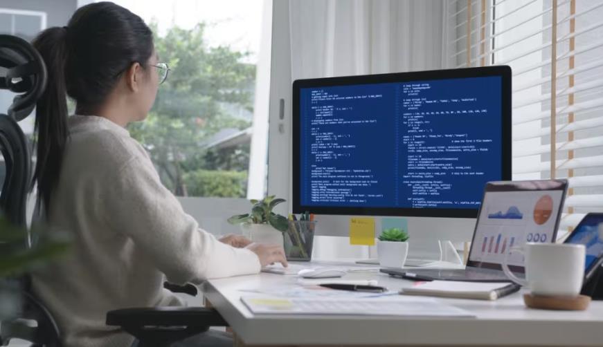 怀远县企业数字化解决方案:机器学习赋能商业模式升级的核心路径